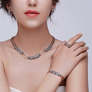 How to wear earrings according to your face shape