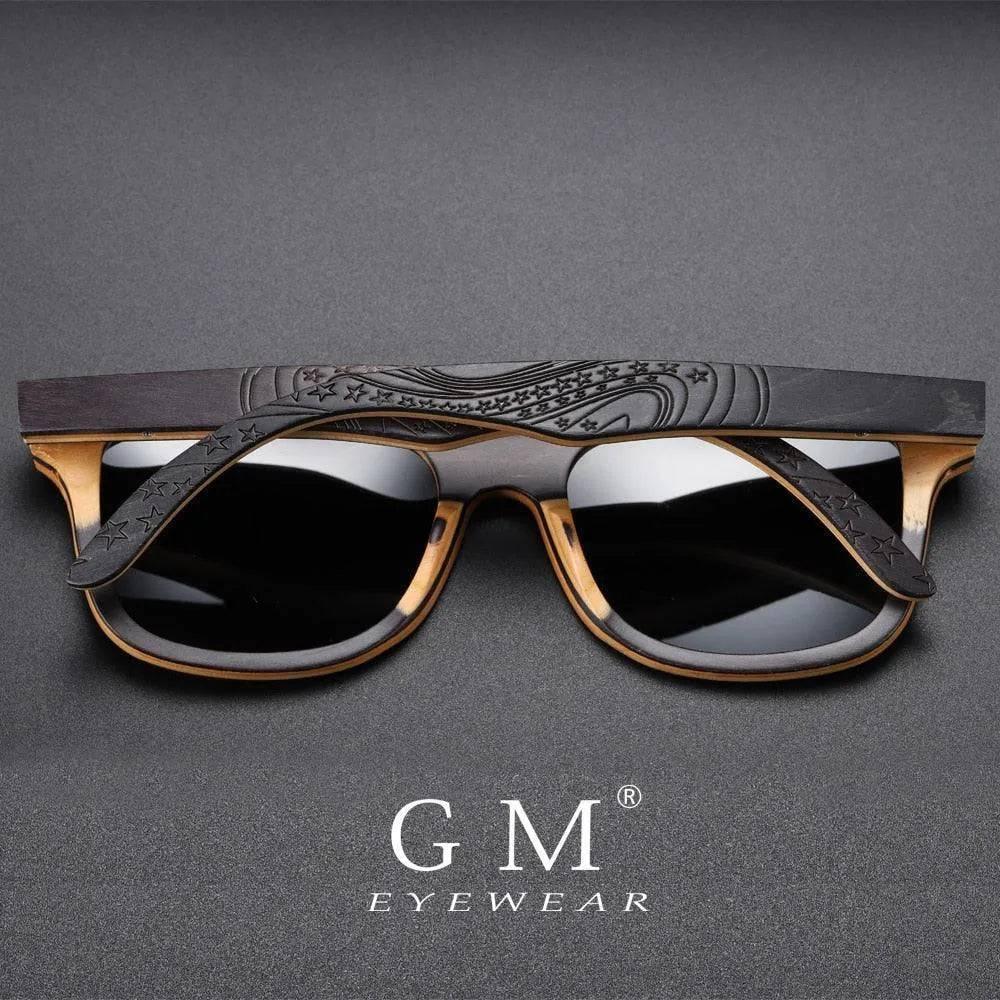 Polarized wooden sunglasses with black lenses and star engravings on temples