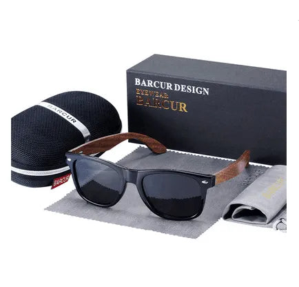 Gloss black sunglasses with wooden temples, polarized lenses, protective case and cleaning cloth