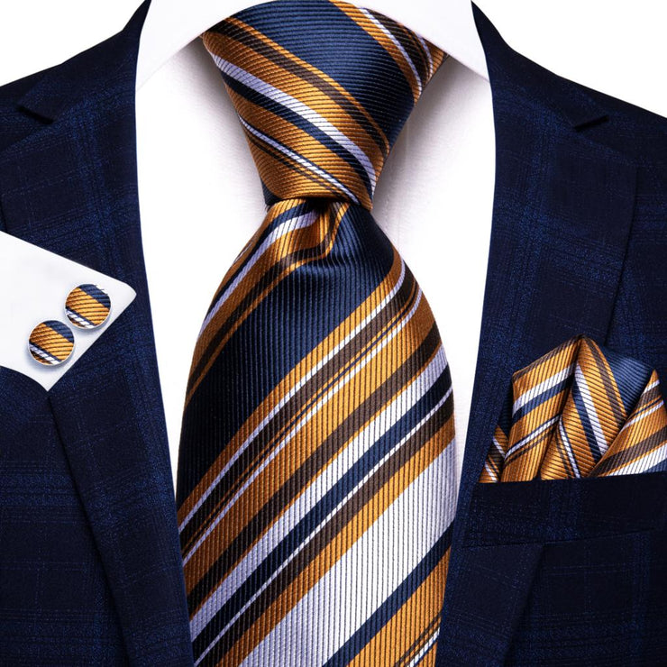 Tie with Pocket Square 